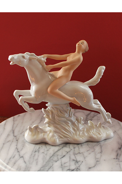 Wallendorf porcelán: Lovagoló akt
